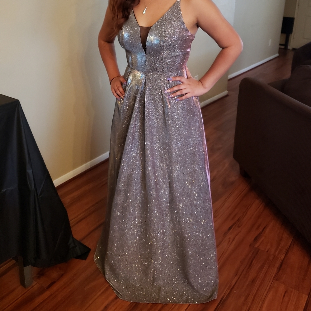 Nice shining dress open back with cross adjustable straps